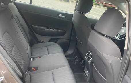 KIA Sportage IV рестайлинг, 2018 год, 1 899 000 рублей, 17 фотография