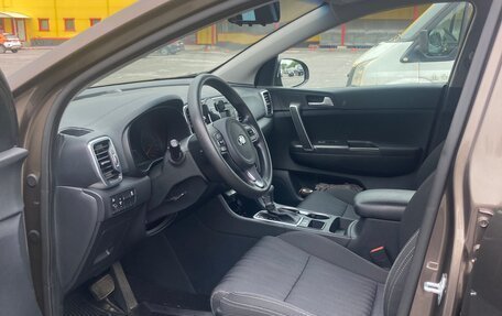 KIA Sportage IV рестайлинг, 2018 год, 1 899 000 рублей, 19 фотография