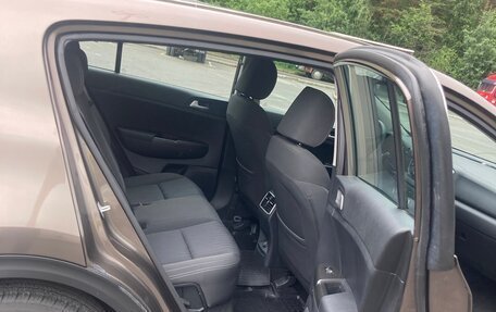 KIA Sportage IV рестайлинг, 2018 год, 1 899 000 рублей, 18 фотография