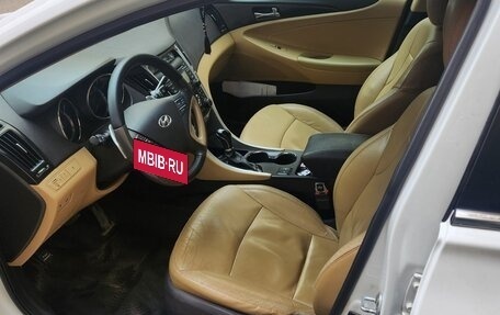 Hyundai Sonata VI, 2012 год, 1 150 000 рублей, 7 фотография