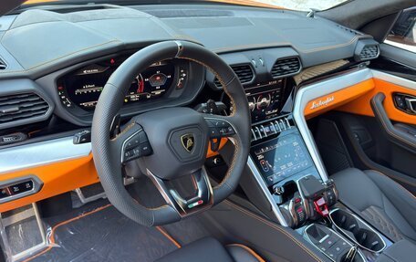 Lamborghini Urus I, 2023 год, 33 500 000 рублей, 17 фотография