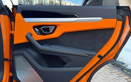 Lamborghini Urus I, 2023 год, 33 500 000 рублей, 27 фотография