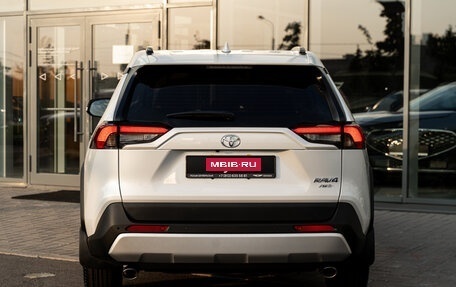 Toyota RAV4, 2025 год, 5 090 000 рублей, 7 фотография