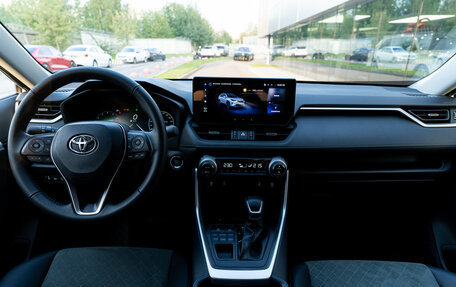 Toyota RAV4, 2025 год, 5 090 000 рублей, 21 фотография