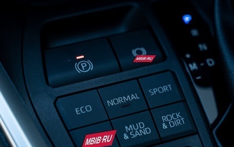 Toyota RAV4, 2025 год, 5 090 000 рублей, 30 фотография