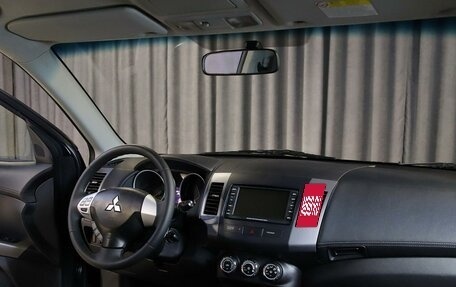 Mitsubishi Outlander III рестайлинг 3, 2011 год, 1 049 000 рублей, 5 фотография