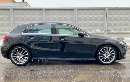 Mercedes-Benz A-Класс, 2018 год, 2 535 000 рублей, 1 фотография