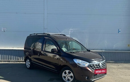 Renault Dokker, 2017 год, 1 399 000 рублей, 3 фотография