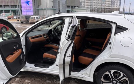 Honda Vezel, 2018 год, 1 980 000 рублей, 7 фотография