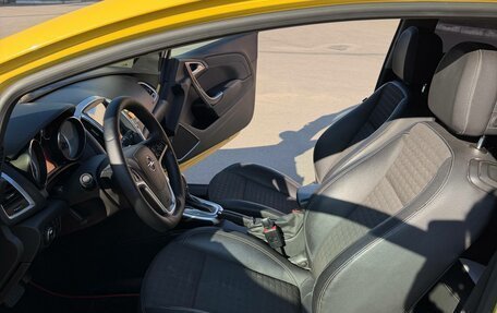 Opel Astra J, 2013 год, 920 000 рублей, 14 фотография