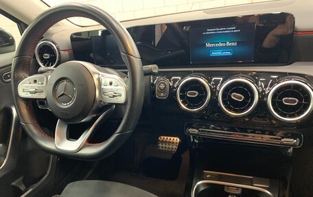 Mercedes-Benz A-Класс, 2018 год, 2 535 000 рублей, 17 фотография