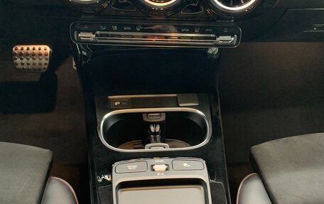 Mercedes-Benz A-Класс, 2018 год, 2 535 000 рублей, 16 фотография