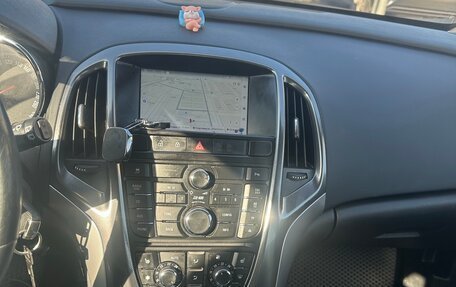 Opel Astra J, 2011 год, 820 000 рублей, 13 фотография