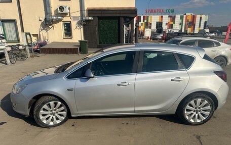 Opel Astra J, 2011 год, 820 000 рублей, 6 фотография
