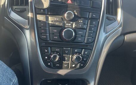 Opel Astra J, 2011 год, 820 000 рублей, 15 фотография