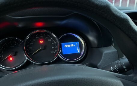 Renault Duster I рестайлинг, 2017 год, 950 000 рублей, 2 фотография