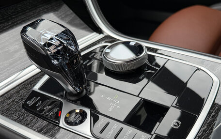 BMW 8 серия, 2019 год, 6 900 000 рублей, 21 фотография