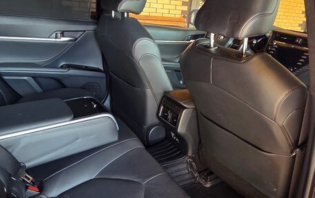 Toyota Camry, 2018 год, 3 000 000 рублей, 13 фотография