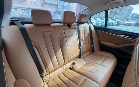 BMW 5 серия, 2018 год, 3 099 000 рублей, 14 фотография