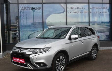 Mitsubishi Outlander III рестайлинг 3, 2021 год, 2 954 000 рублей, 1 фотография
