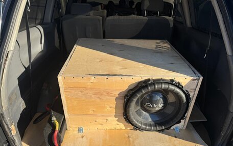 Toyota Estima III рестайлинг -2, 1996 год, 480 000 рублей, 4 фотография