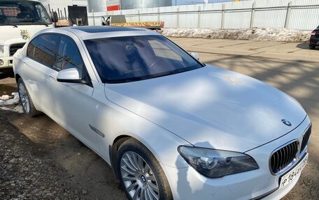 BMW 7 серия, 2009 год, 1 800 000 рублей, 4 фотография