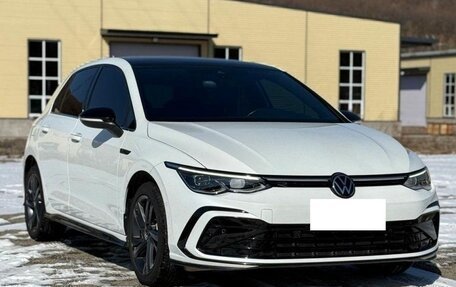 Volkswagen Golf VIII, 2022 год, 2 080 000 рублей, 3 фотография