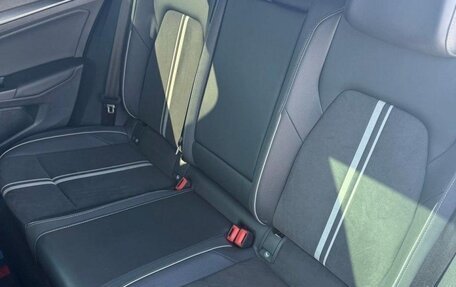 Volkswagen Golf VIII, 2022 год, 2 080 000 рублей, 23 фотография