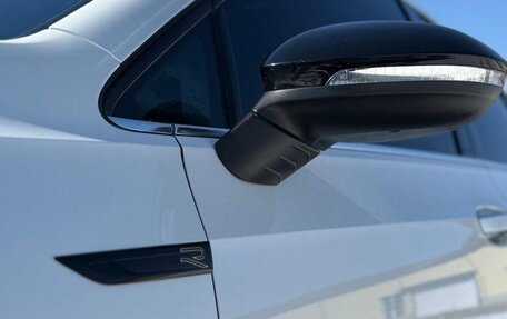 Volkswagen Golf VIII, 2022 год, 2 080 000 рублей, 29 фотография