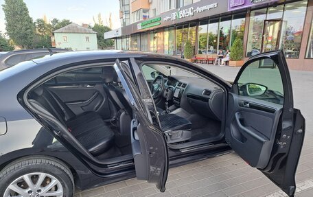 Volkswagen Jetta VI, 2013 год, 1 030 000 рублей, 5 фотография