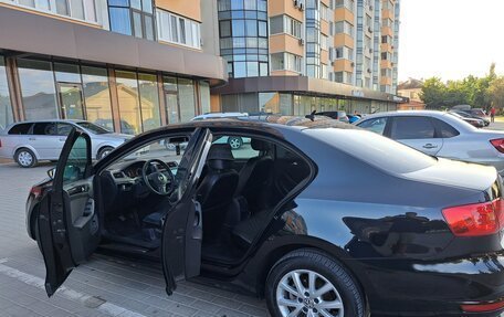 Volkswagen Jetta VI, 2013 год, 1 030 000 рублей, 6 фотография