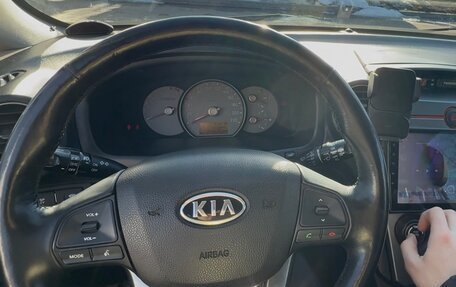 KIA Carens III (RP), 2007 год, 990 000 рублей, 20 фотография