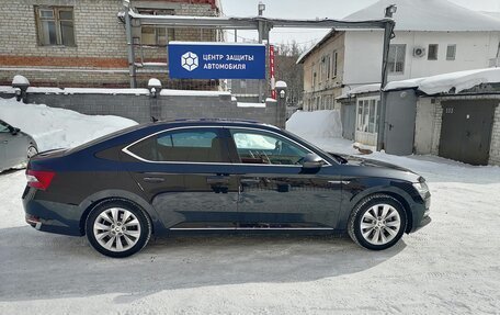 Skoda Superb III рестайлинг, 2020 год, 2 500 000 рублей, 4 фотография