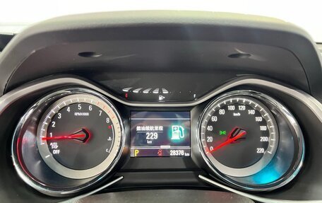 Chevrolet Orlando, 2022 год, 1 600 000 рублей, 10 фотография