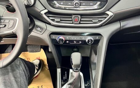 Chevrolet Orlando, 2022 год, 1 600 000 рублей, 12 фотография