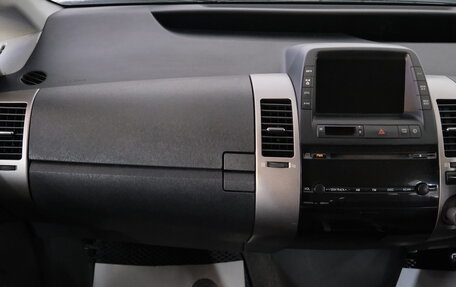 Toyota Prius, 2008 год, 729 000 рублей, 17 фотография