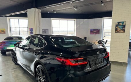 Toyota Camry, 2025 год, 4 390 000 рублей, 5 фотография