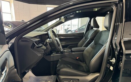 Toyota Camry, 2025 год, 4 390 000 рублей, 19 фотография