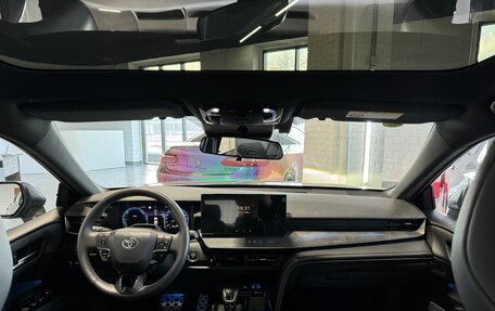 Toyota Camry, 2025 год, 4 390 000 рублей, 31 фотография