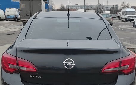 Opel Astra J, 2013 год, 700 000 рублей, 6 фотография