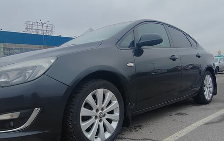 Opel Astra J, 2013 год, 700 000 рублей, 4 фотография
