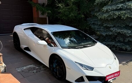 Lamborghini Huracán, 2020 год, 21 850 000 рублей, 6 фотография