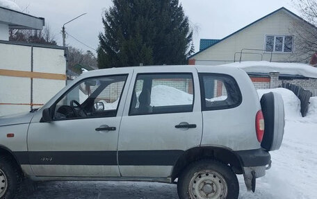 Chevrolet Niva I рестайлинг, 2005 год, 310 000 рублей, 4 фотография