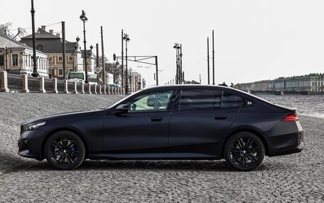 BMW 5 серия, 2025 год, 7 600 000 рублей, 5 фотография