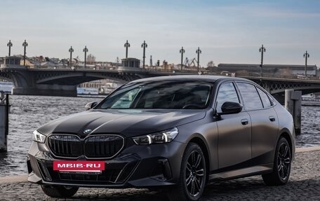 BMW 5 серия, 2025 год, 7 600 000 рублей, 6 фотография