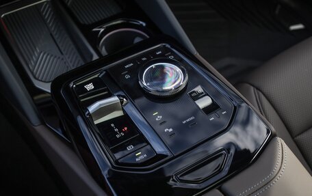 BMW 5 серия, 2025 год, 7 600 000 рублей, 24 фотография