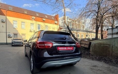 Mercedes-Benz GLA, 2014 год, 1 750 000 рублей, 4 фотография