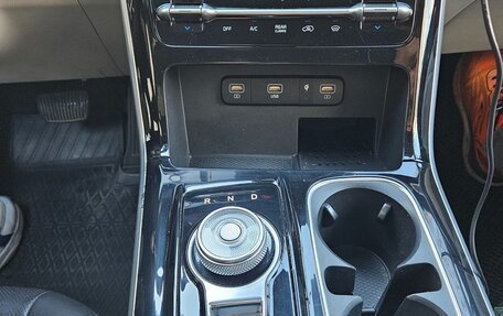 KIA Carnival, 2023 год, 5 000 000 рублей, 16 фотография