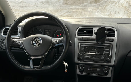 Volkswagen Polo VI (EU Market), 2016 год, 1 200 000 рублей, 16 фотография