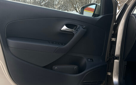 Volkswagen Polo VI (EU Market), 2016 год, 1 200 000 рублей, 22 фотография